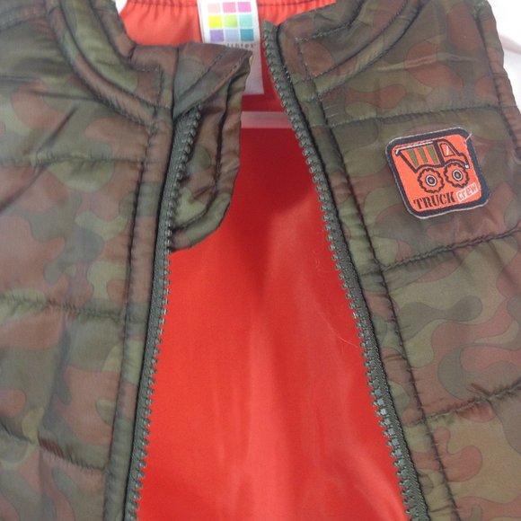 4/$15 Baby Boy Puffer Vest 6-9 Months Camo and Orange - Picture 7 of 7
